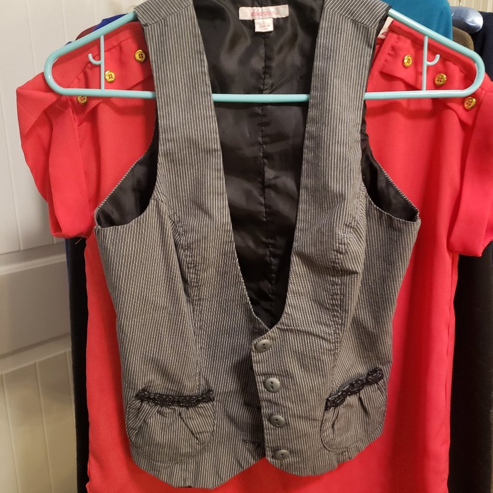 Xhilaration Small Pinstripe Vest Great Condition